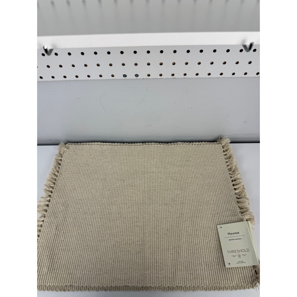 Threshold‎ Set of 4 Cotton Linen Fringed Placemats Oatmeal Beige 14x19 NEW